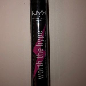 WORTH THE HYPE VOLUMIZING & LENGTHENING MASCARA
